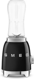 Smeg, Mini-mixer PBF00BLLEU, 2 snelheden, veiligheidsmotorblokkering, 1 fles van 600 ml meegeleverd, antislip bodem, geïntegreerde snoeropslag, 300 W